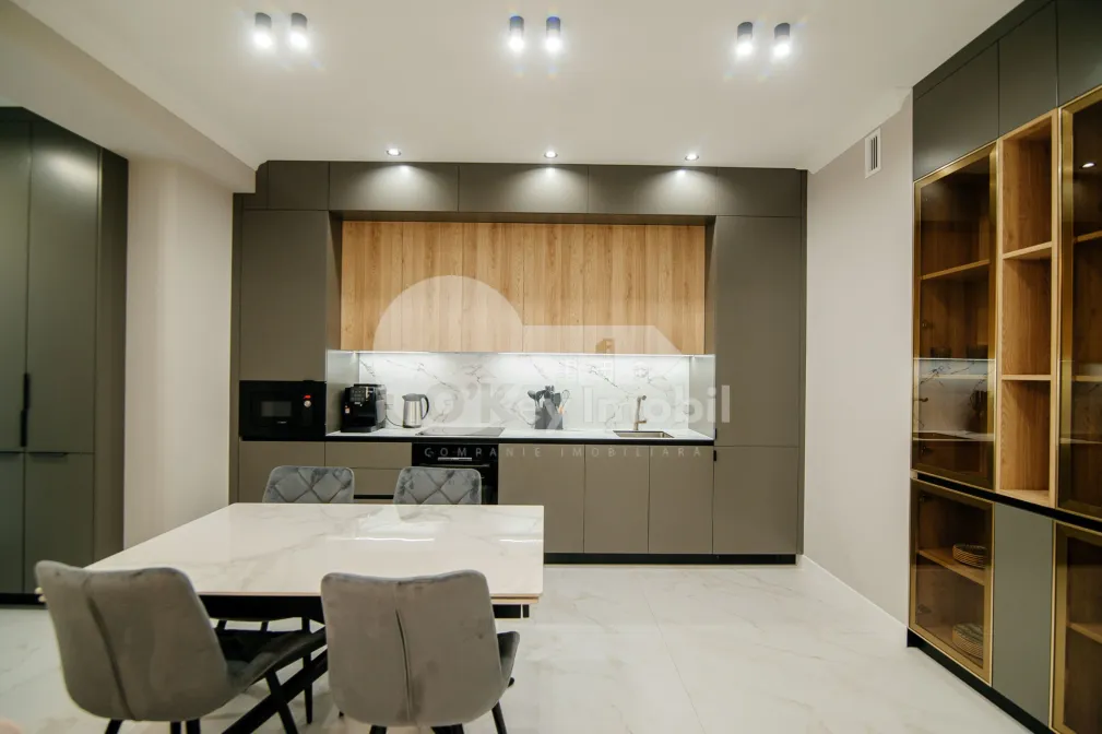 Apartament, Centru, TRICOLORULUI