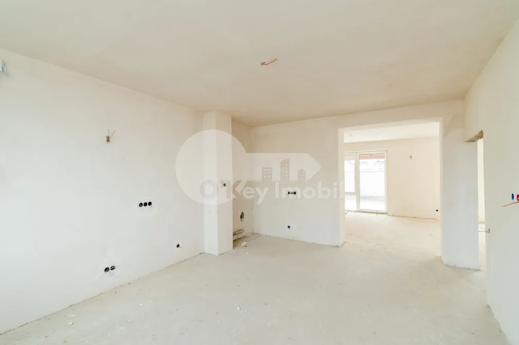 Дом, КОЖУШНА