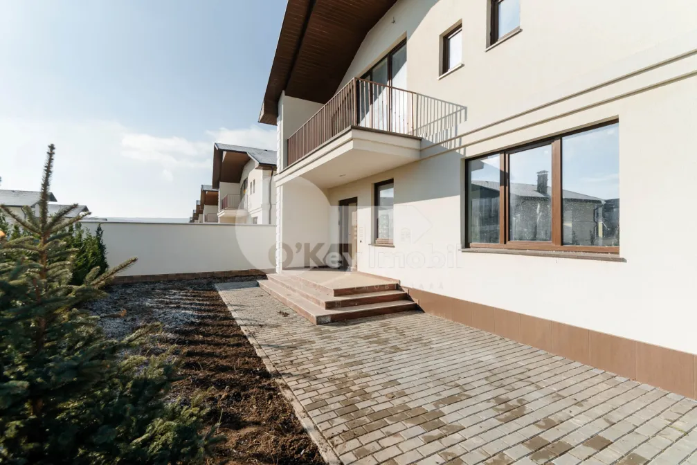 Дом, КОЖУШНА