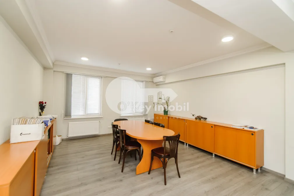 Комм. помещение, Центр, БУКУРЕШТЬ