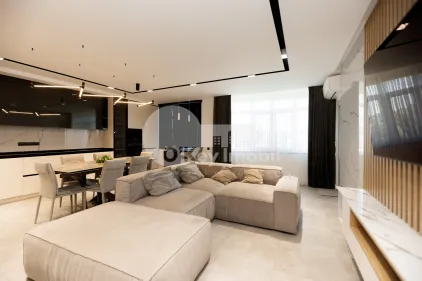 Penthouse, Centru, GHEORGHE CAȘU