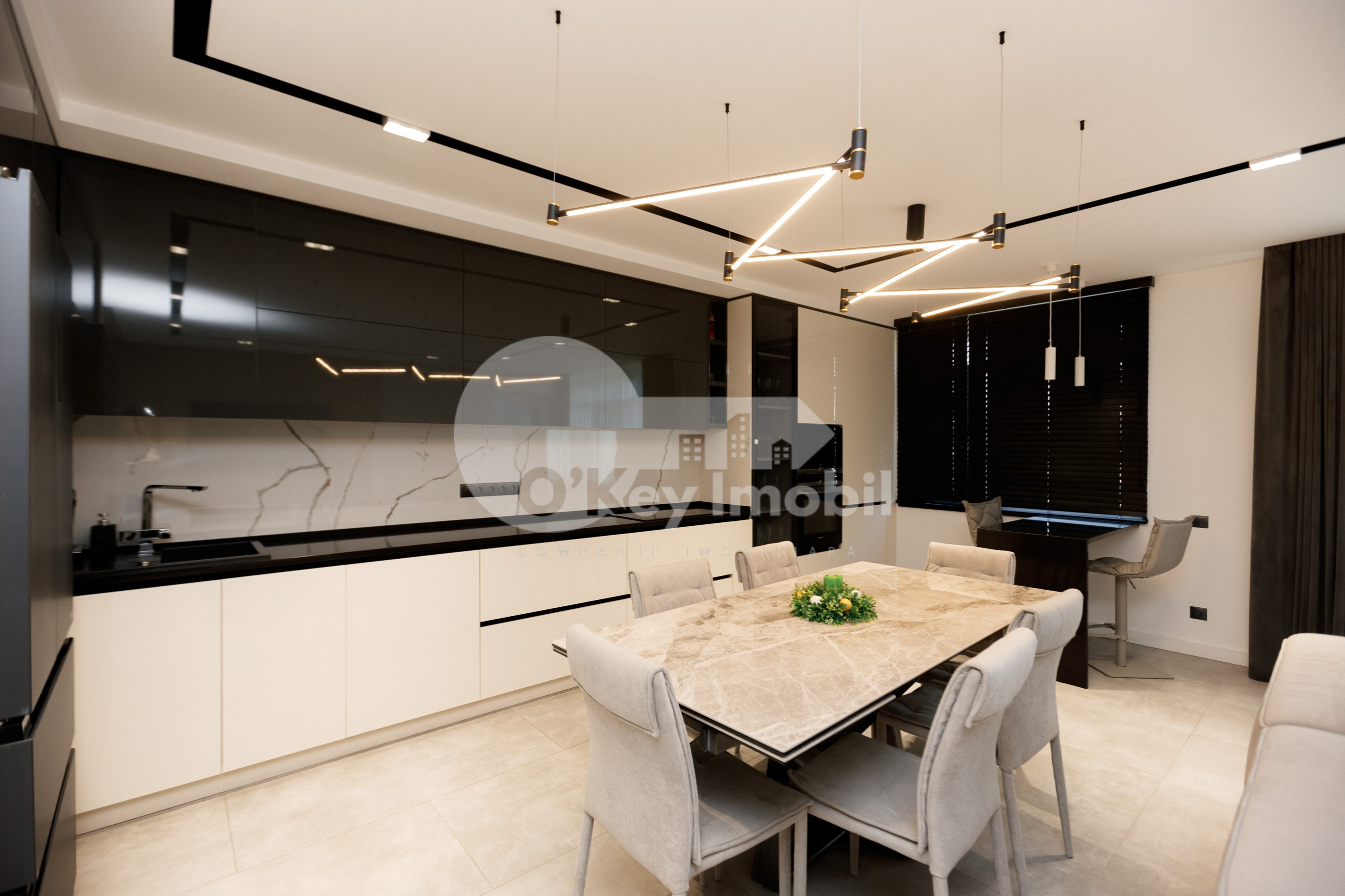 Penthouse, Centru, GHEORGHE CAȘU