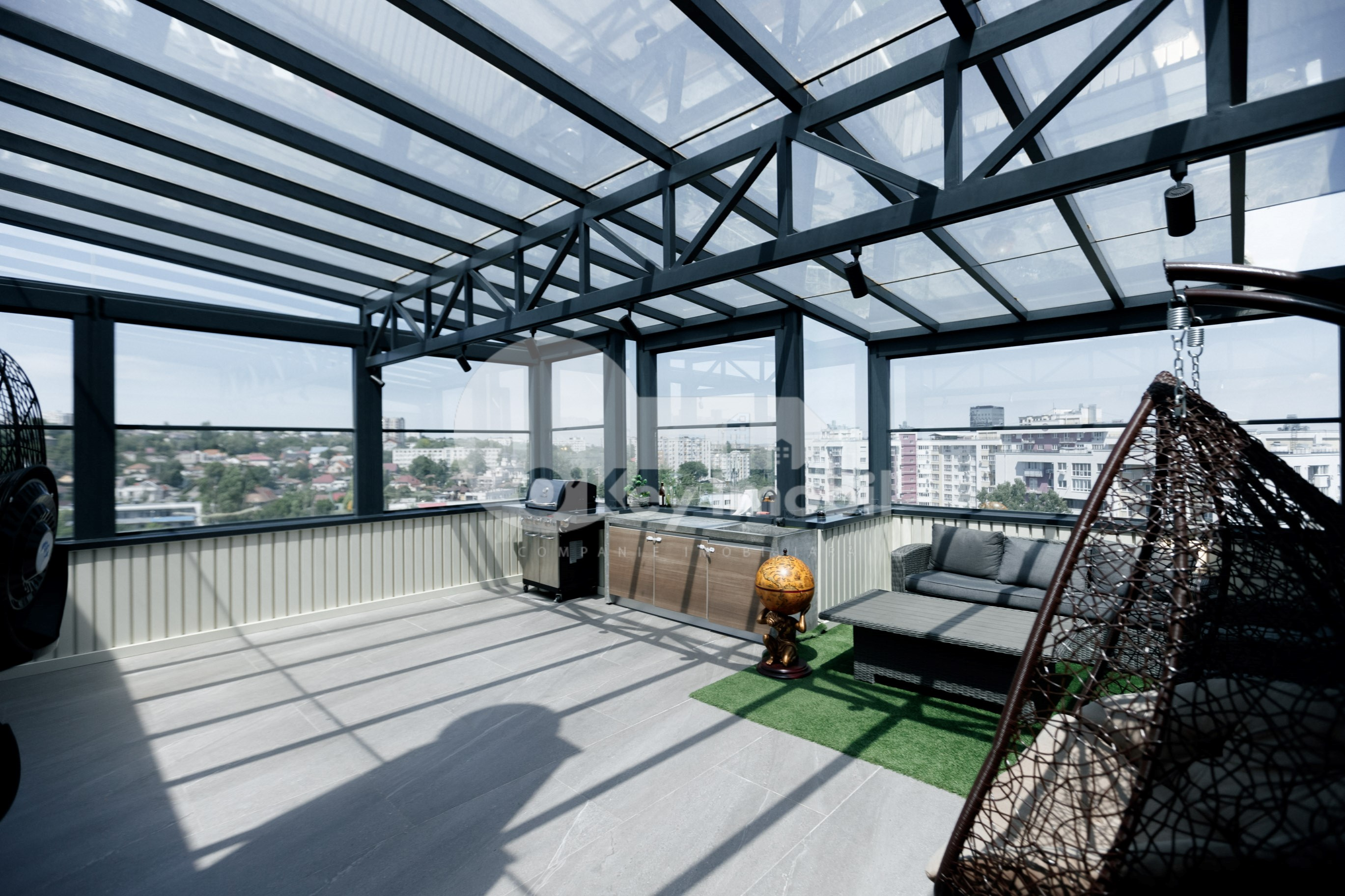 Penthouse, Centru, GHEORGHE CAȘU