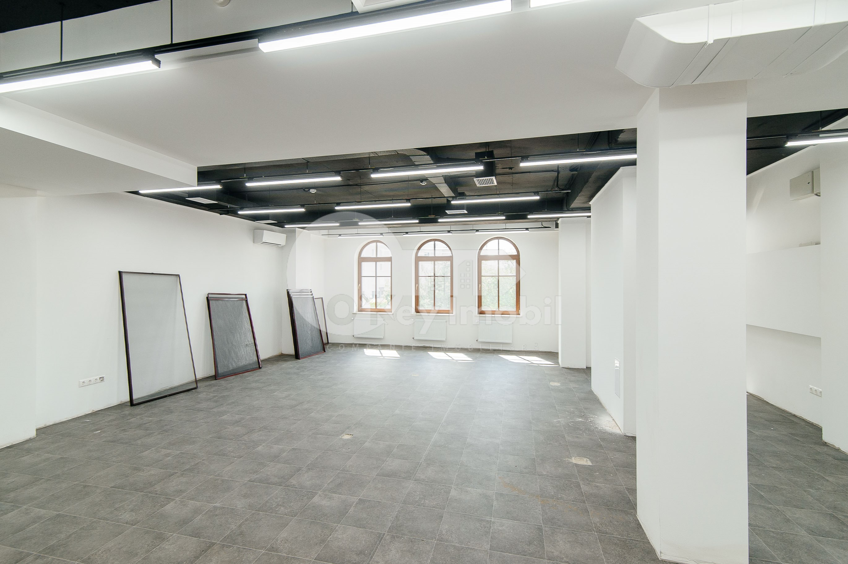 Oficiu, Centru, BOGDAN PETRICEICU HAȘDEU