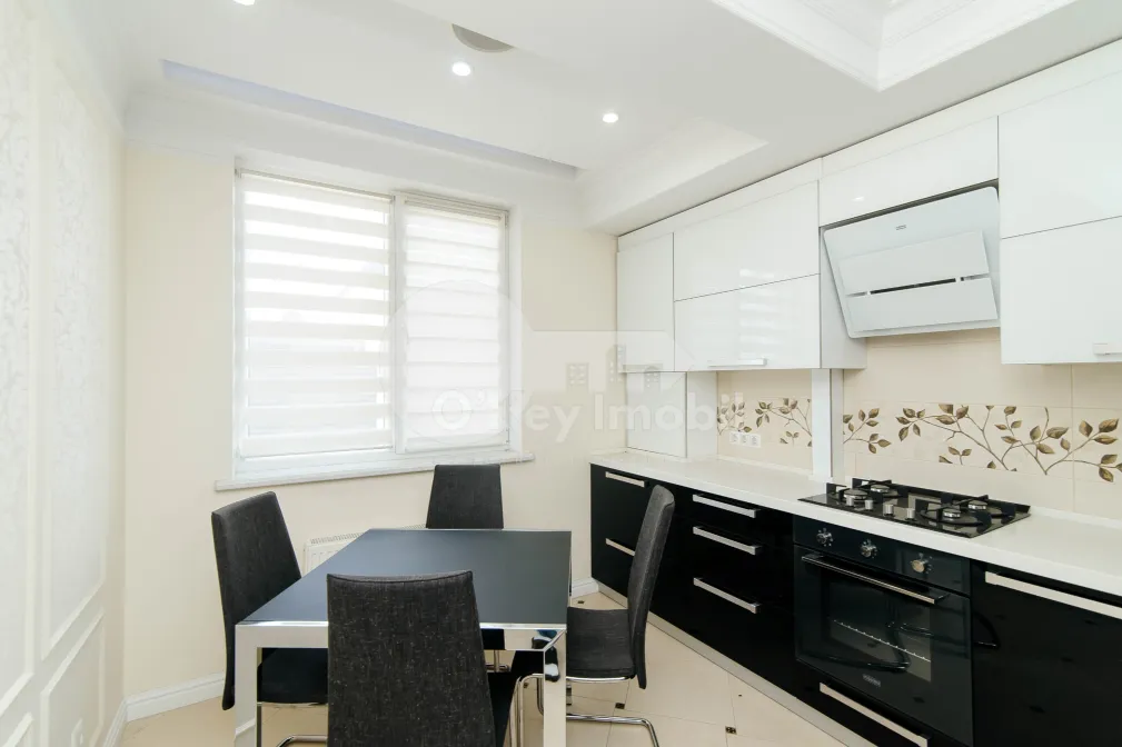 Apartament, Centru, CIUFLEA