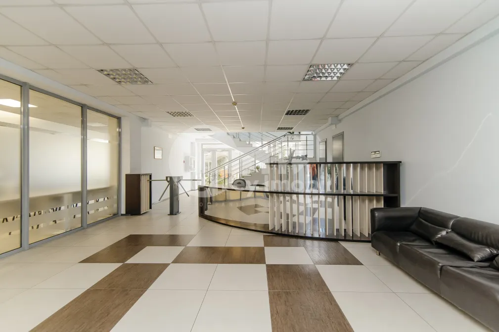 Офис, Буюканы, ИОН КРЯНГЭ