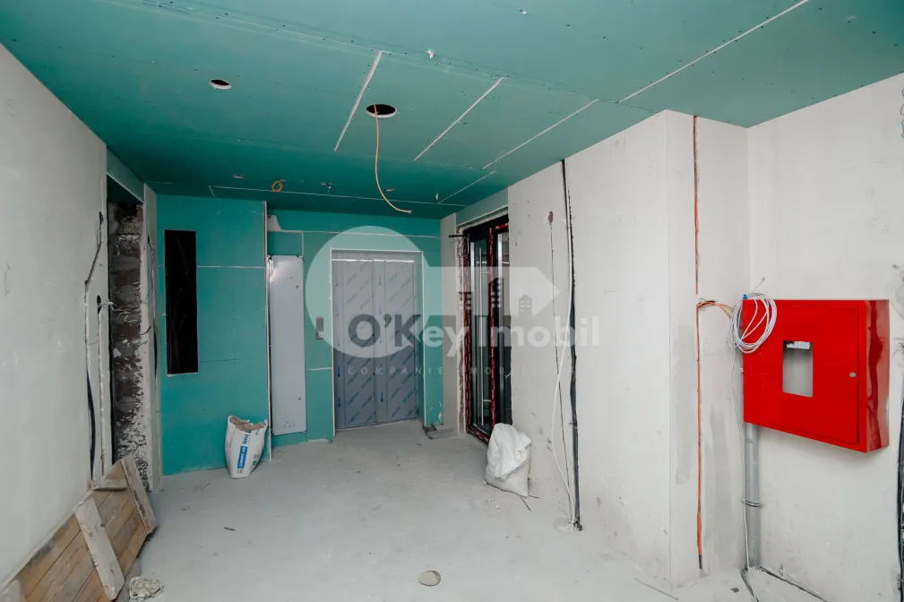 Офис, Центр, МИХАЙ ЕМИНЕСКУ