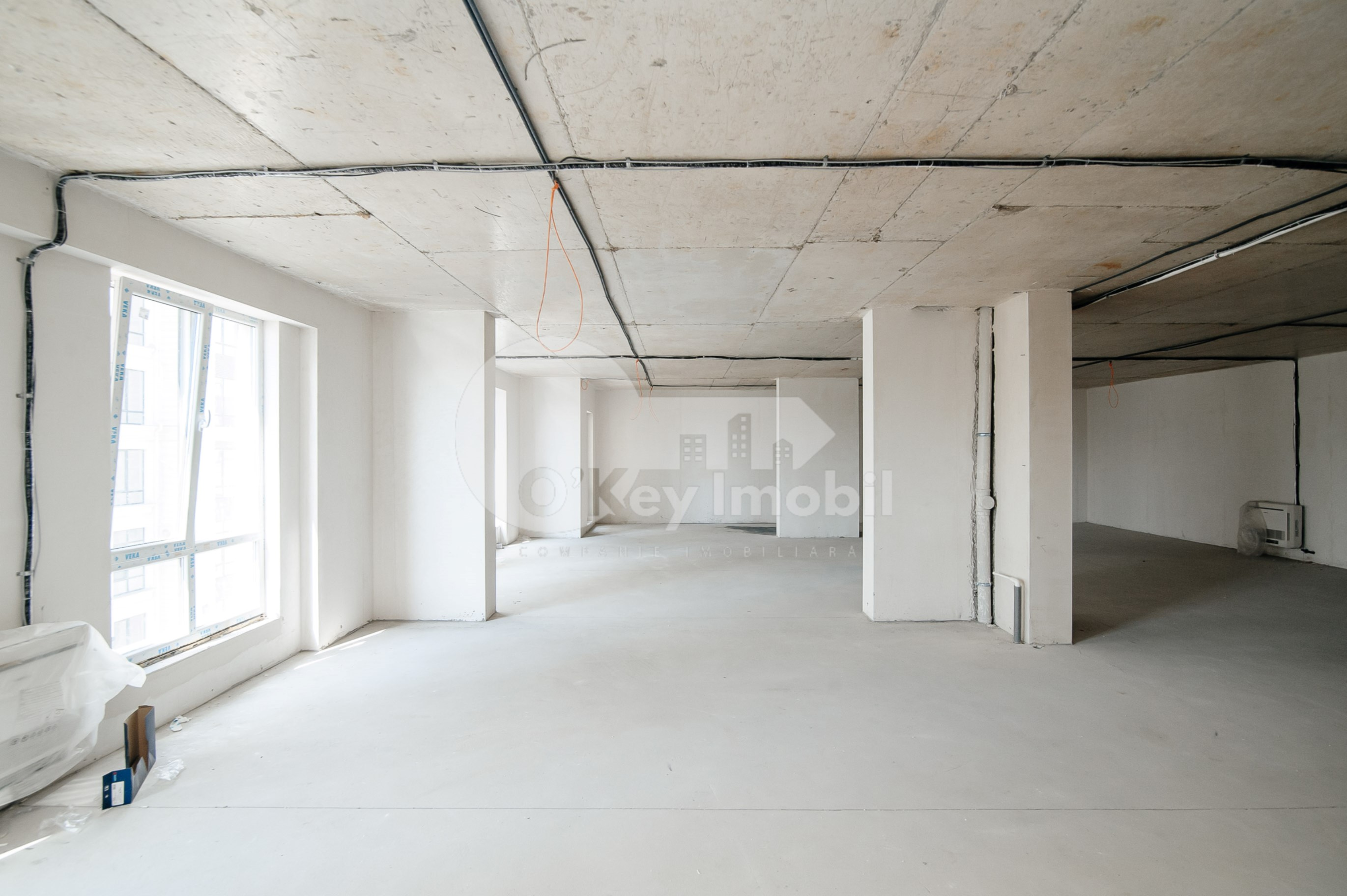 Oficiu, Centru, MIHAI EMINESCU