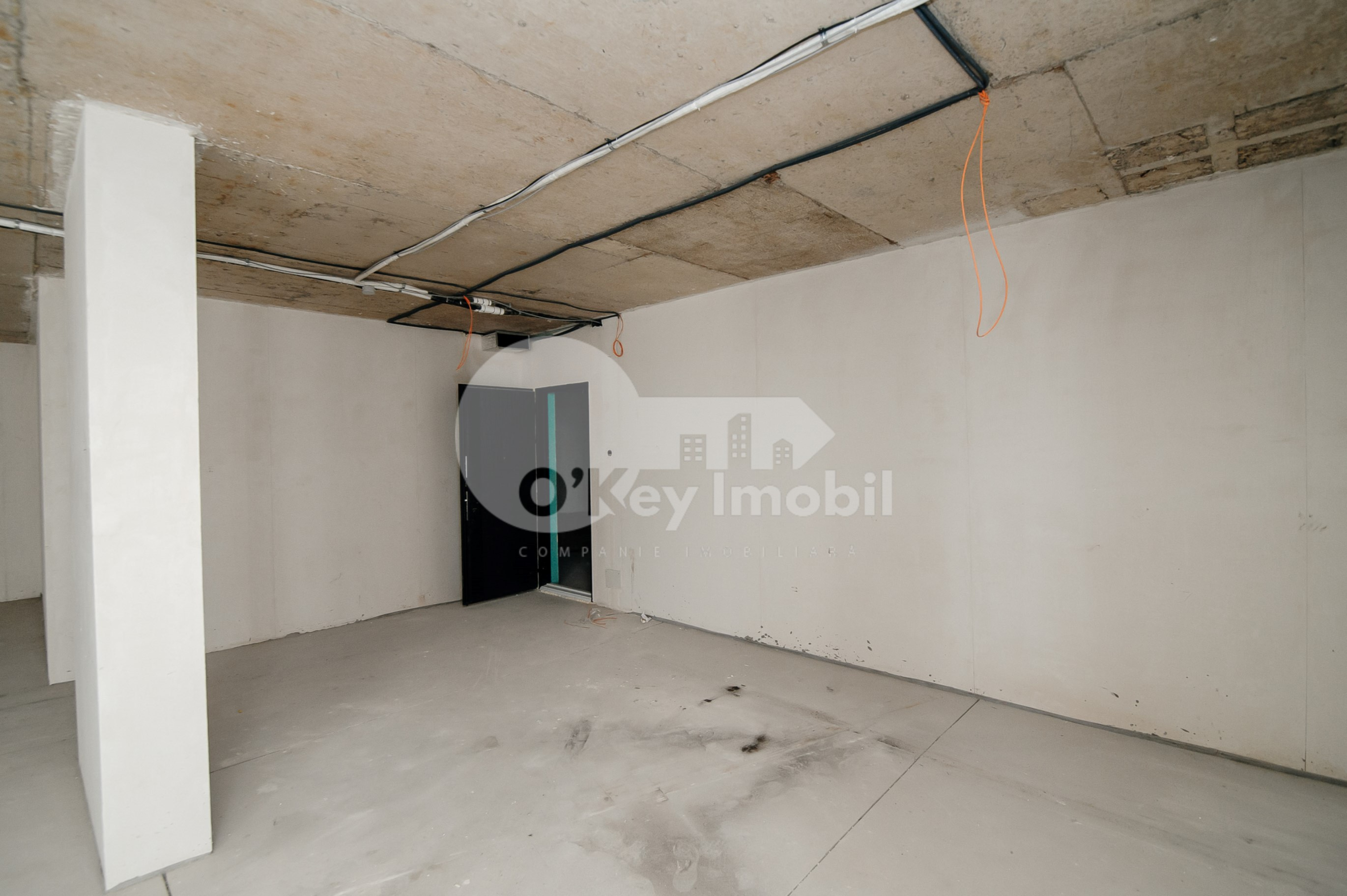 Oficiu, Centru, MIHAI EMINESCU