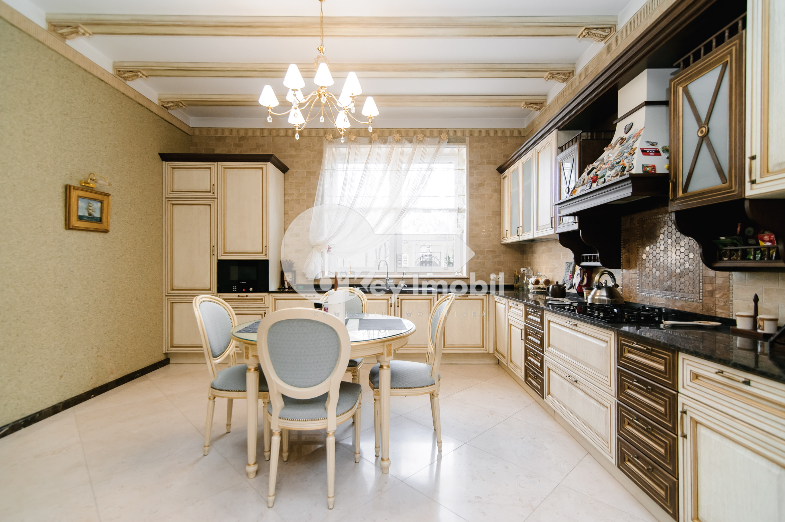 Casă, Telecentru, DRUMUL VIILOR