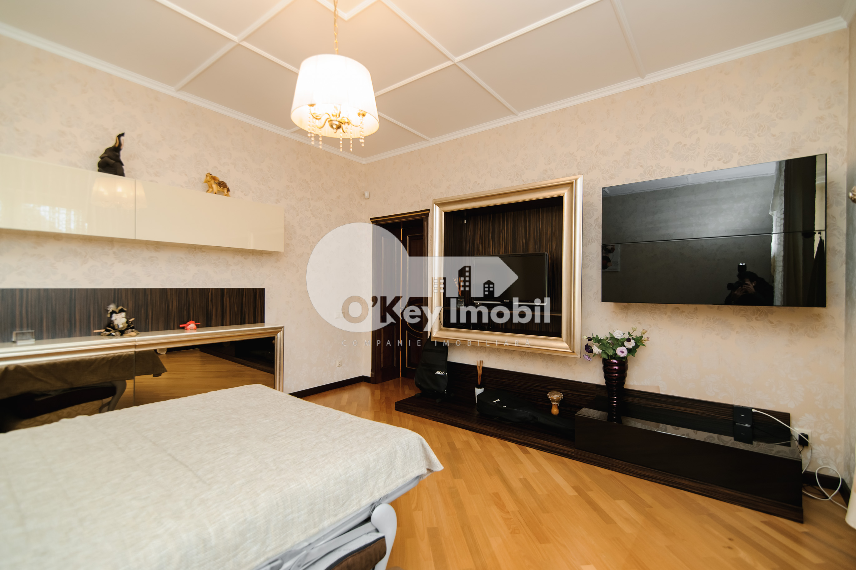 Casă, Telecentru, DRUMUL VIILOR