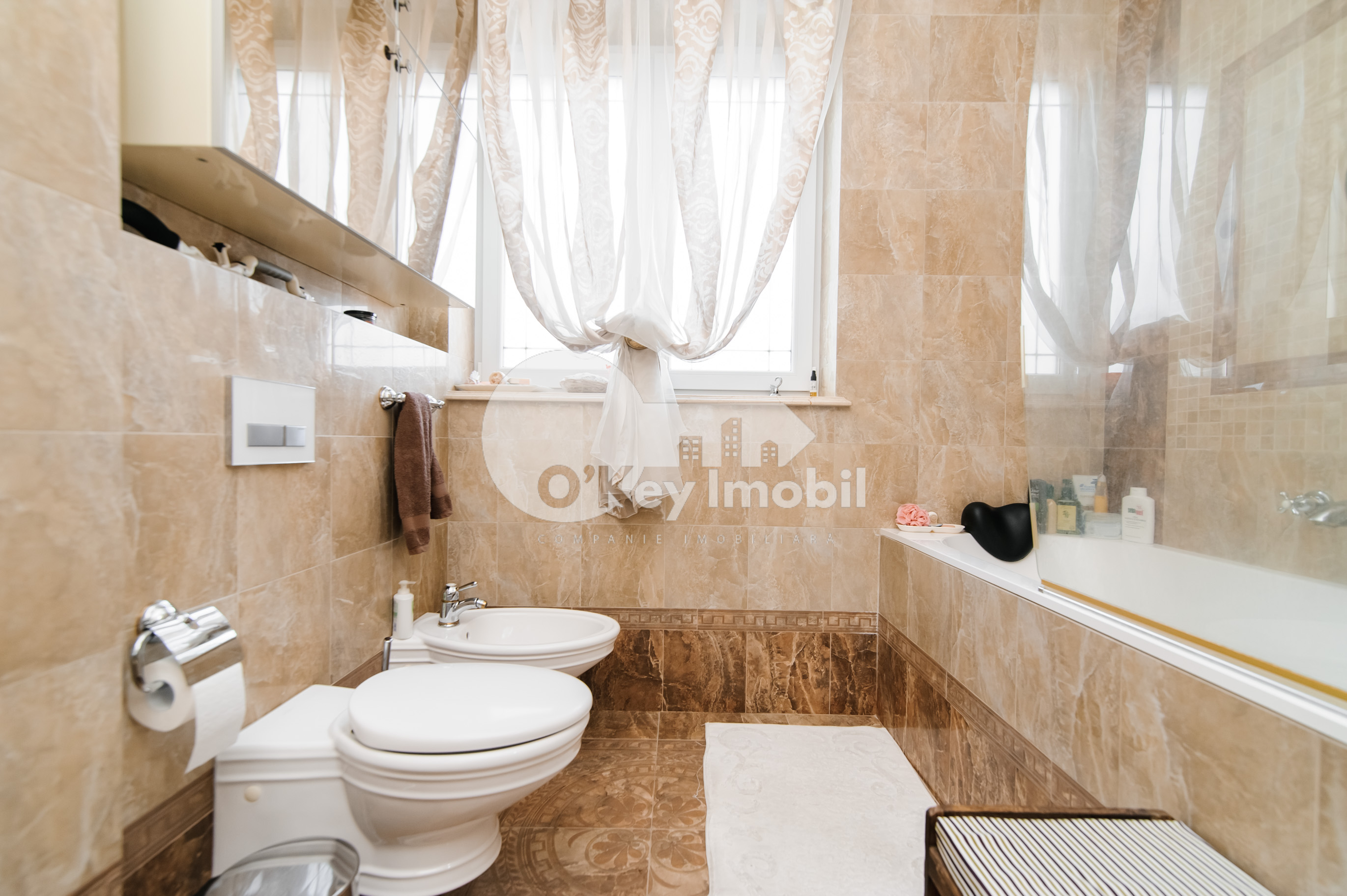 Casă, Telecentru, DRUMUL VIILOR