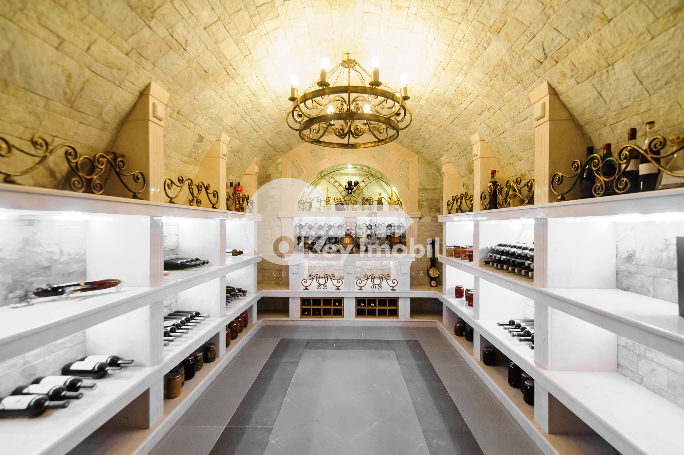 Casă, Telecentru, DRUMUL VIILOR