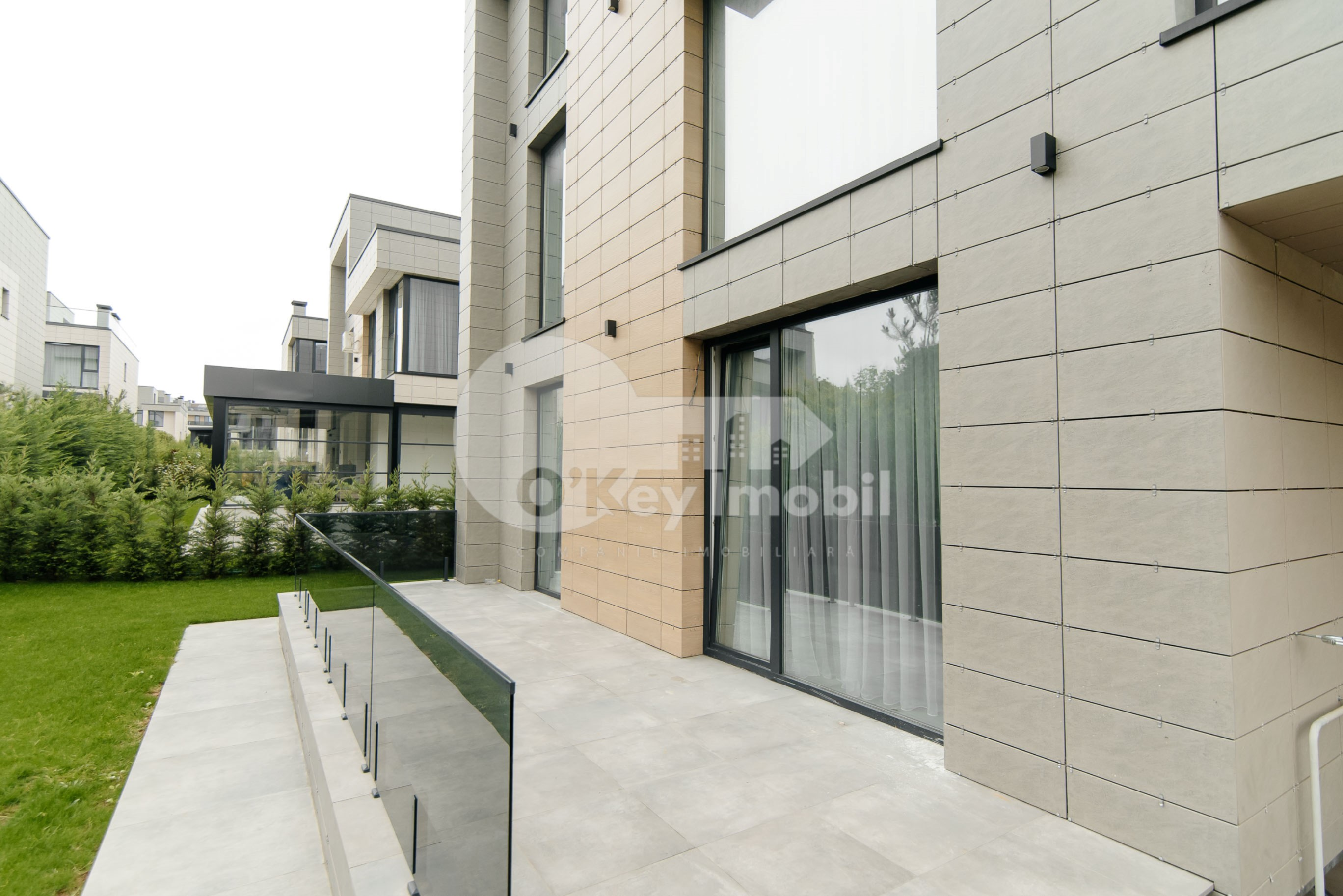 Casă, Botanica, PĂȘUNILOR