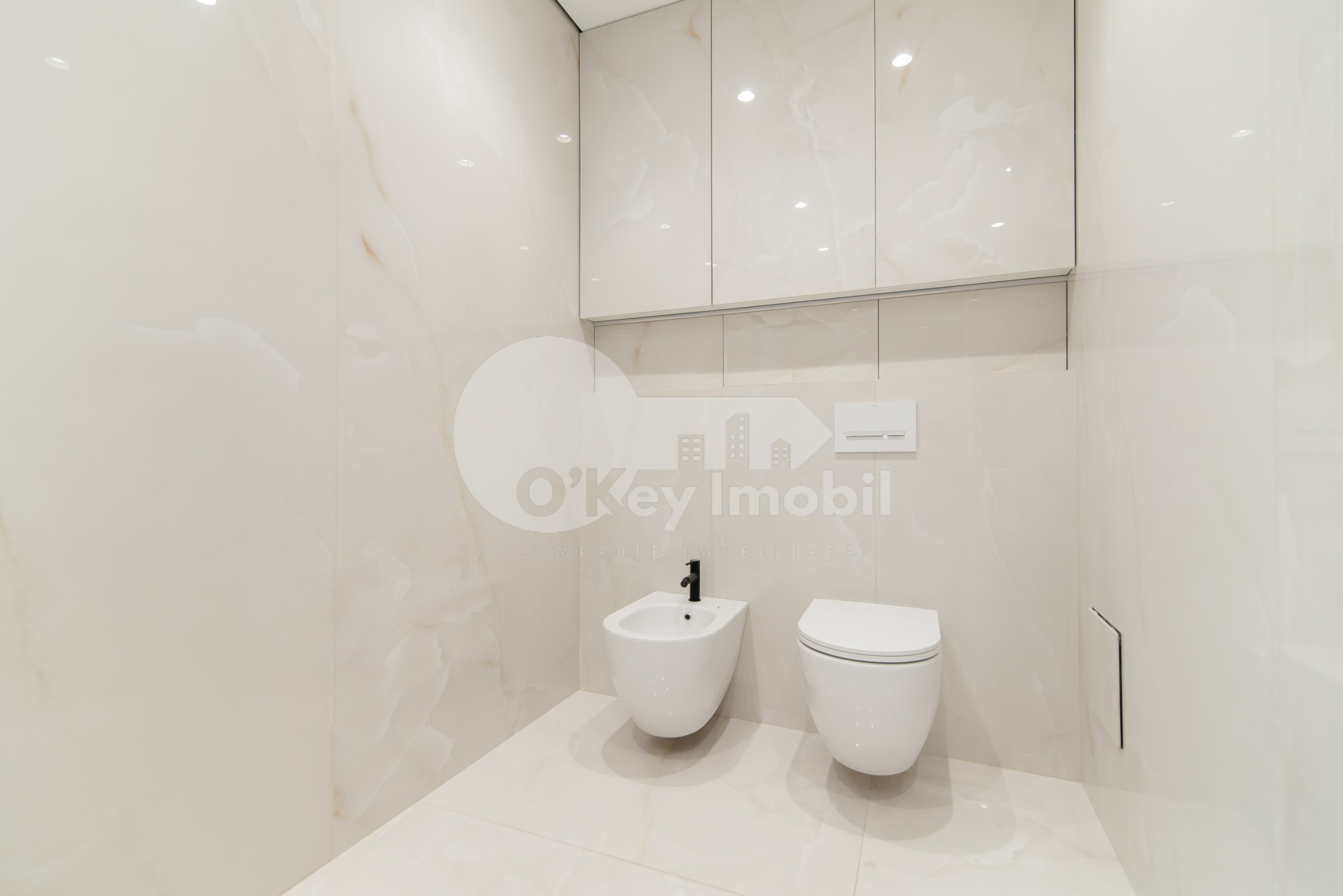 Casă, Botanica, PĂȘUNILOR