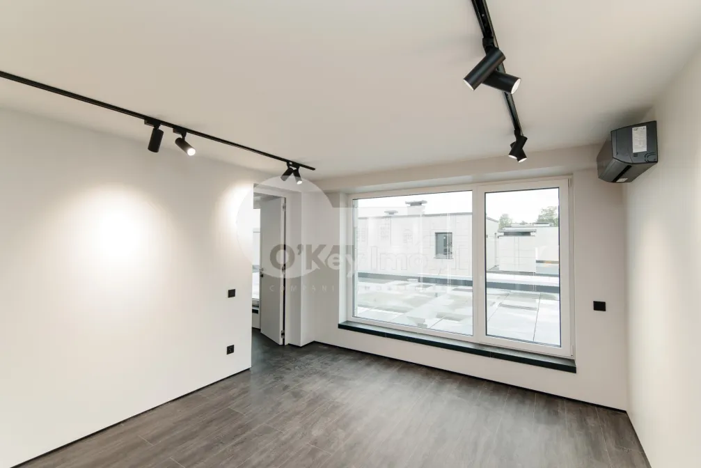 Дом, Ботаника, ПЭШУНИЛОР