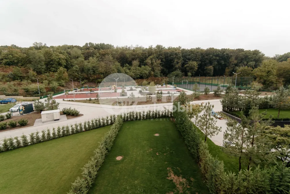 Дом, Ботаника, ПЭШУНИЛОР