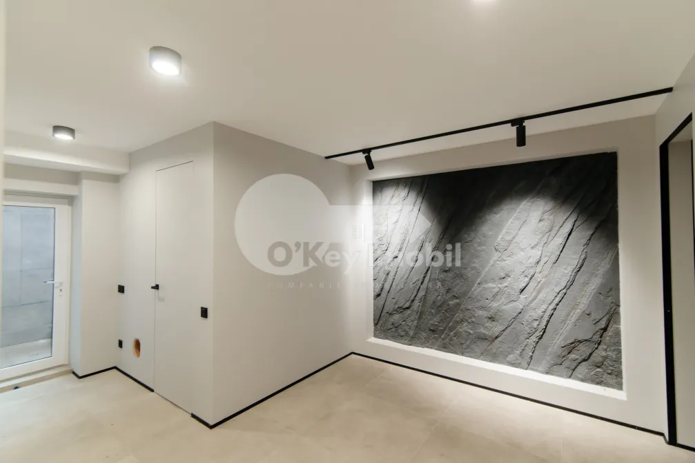 Дом, Ботаника, ПЭШУНИЛОР