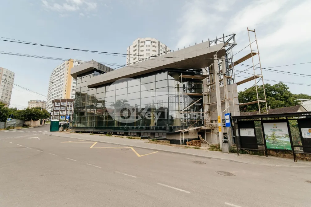 Spațiu comercial, STĂUCENI