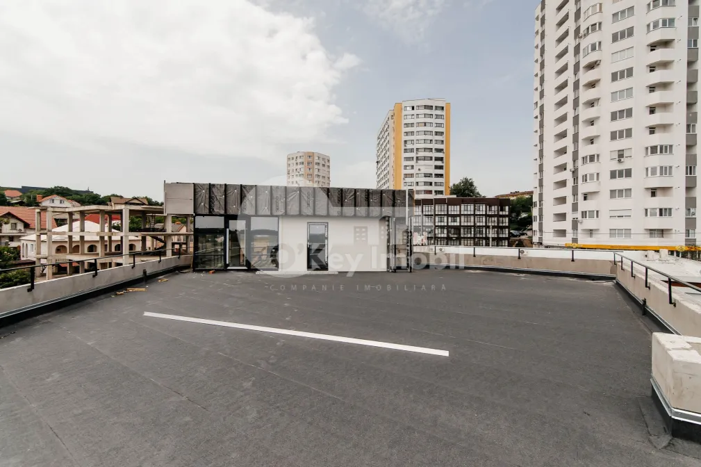 Spațiu comercial, STĂUCENI