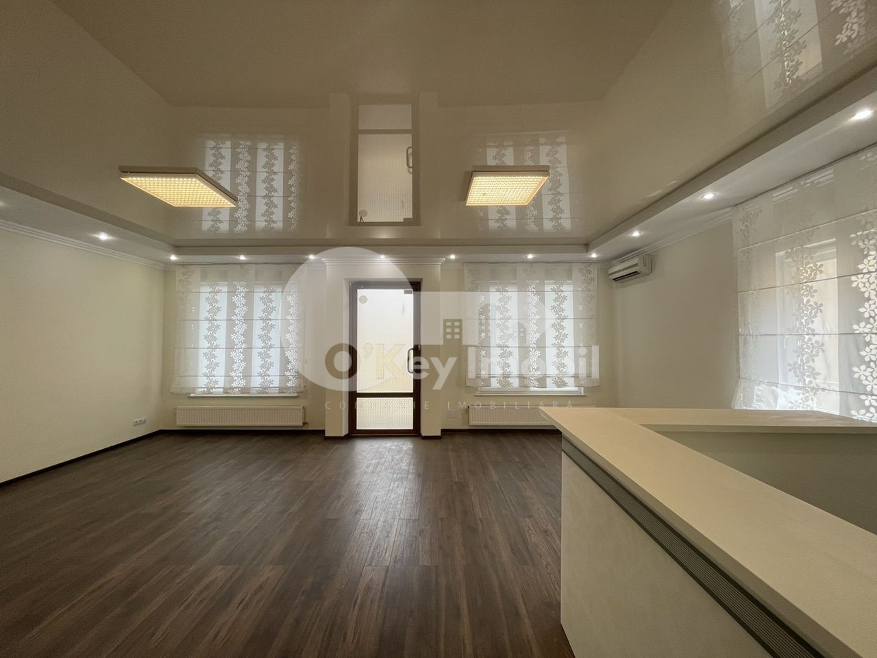 Oficiu, Centru, BERNARDAZZI