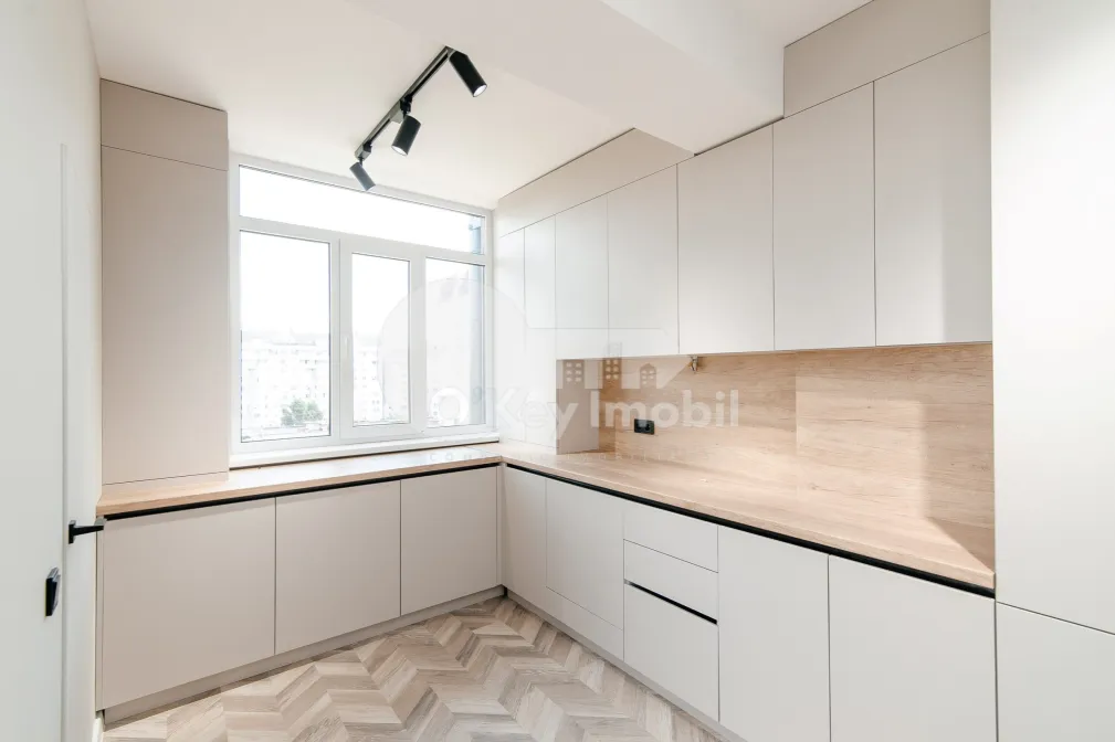 Apartament, Poșta Veche