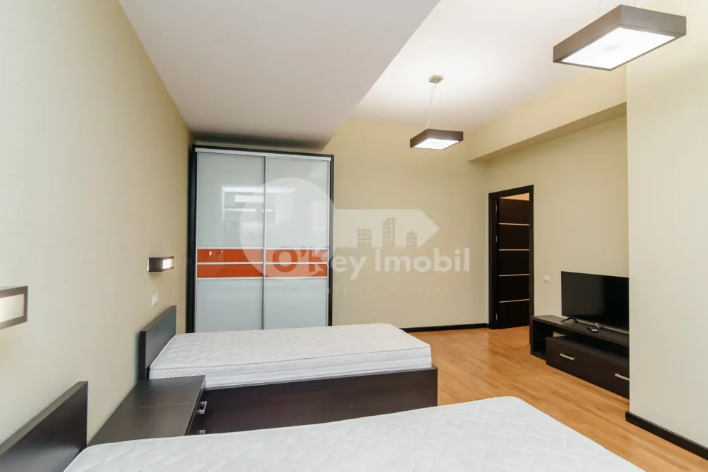Apartament, Centru, PETRU RAREȘ