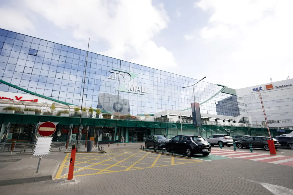 Офис, Буюканы, КАЛЯ ЕШИЛОР