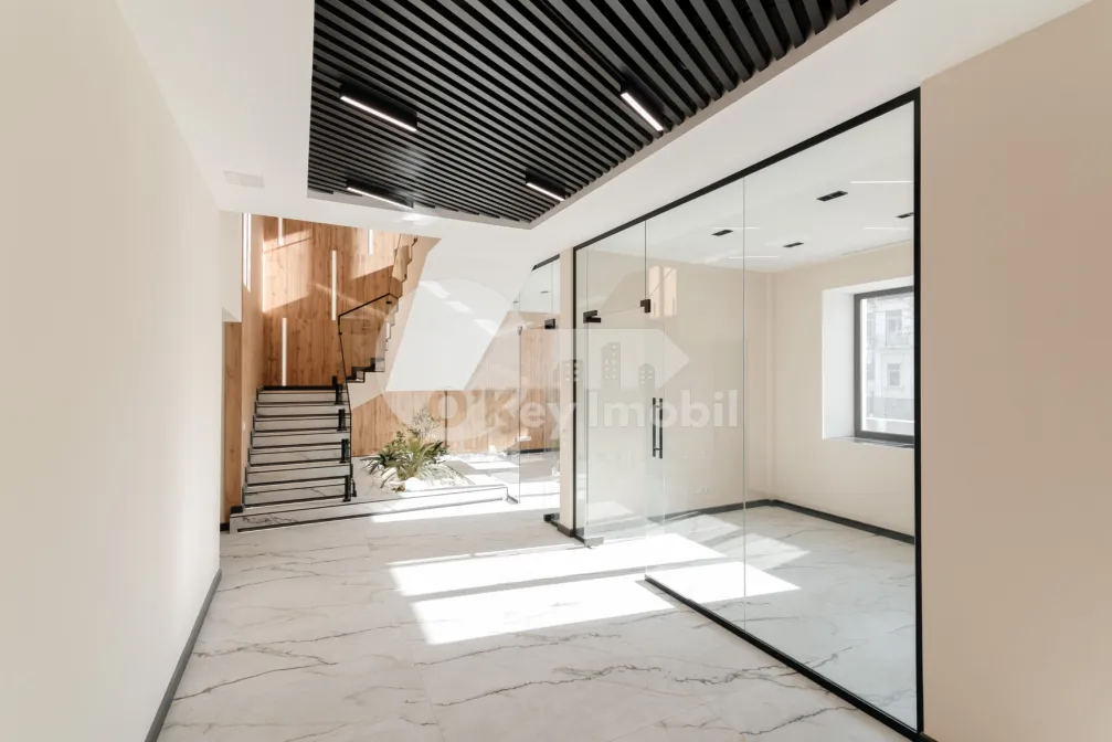 Комм. помещение, Центр, ТИГИНА