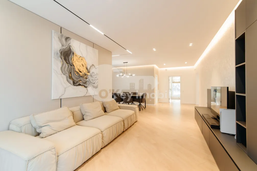 Дом, ДУМБРАВА