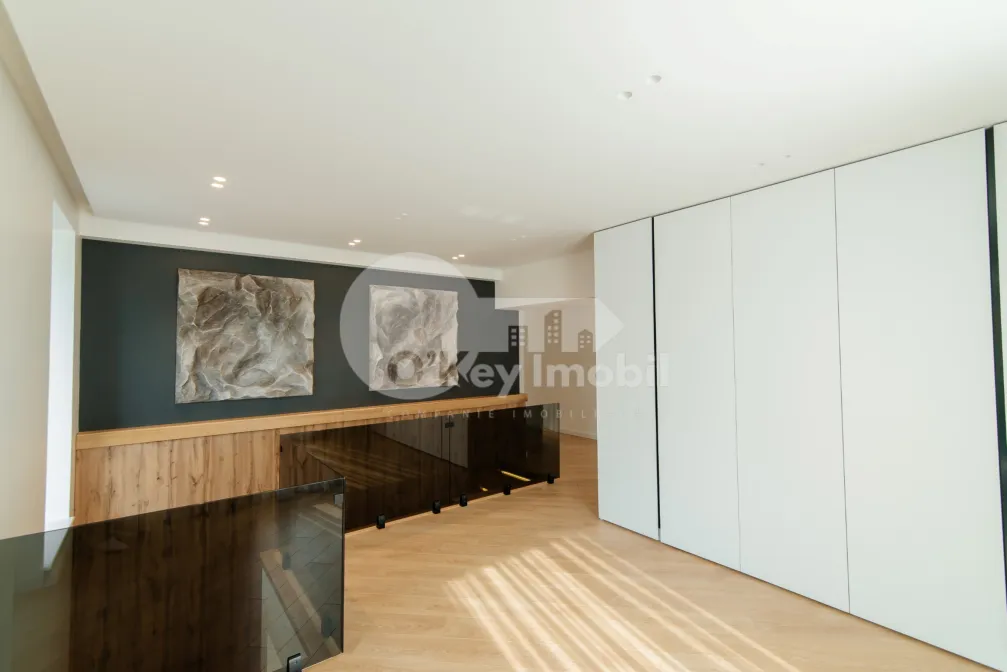 Дом, ДУМБРАВА