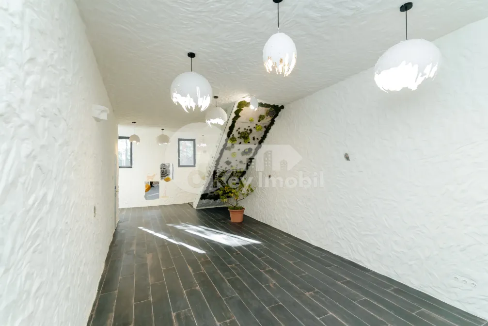 Офис, Центр, А. МАТЕЕВИЧ