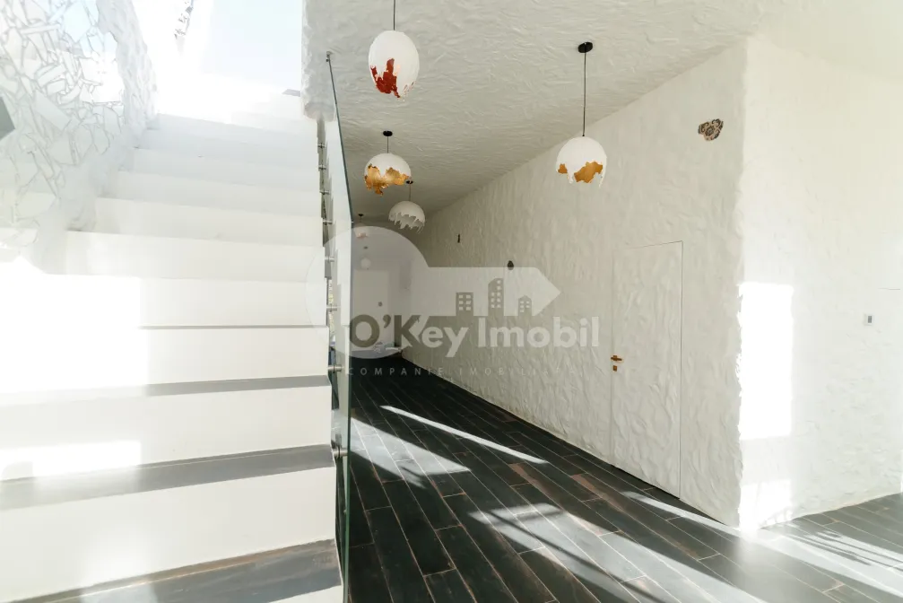 Офис, Центр, А. МАТЕЕВИЧ