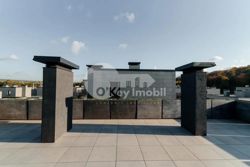 Duplex, Botanica, PĂȘUNILOR