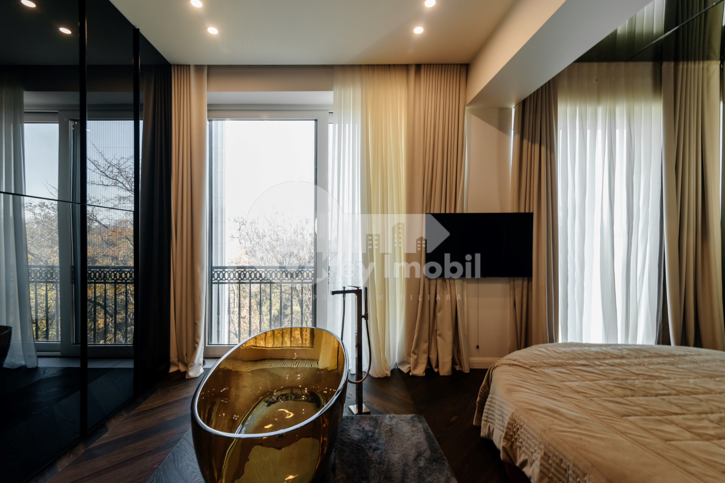 Apartament, Centru, VALEA TRANDAFIRILOR