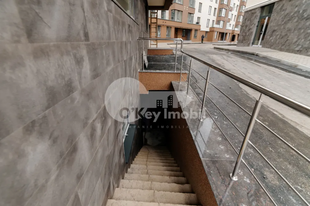 Spațiu comercial, DUMBRAVA