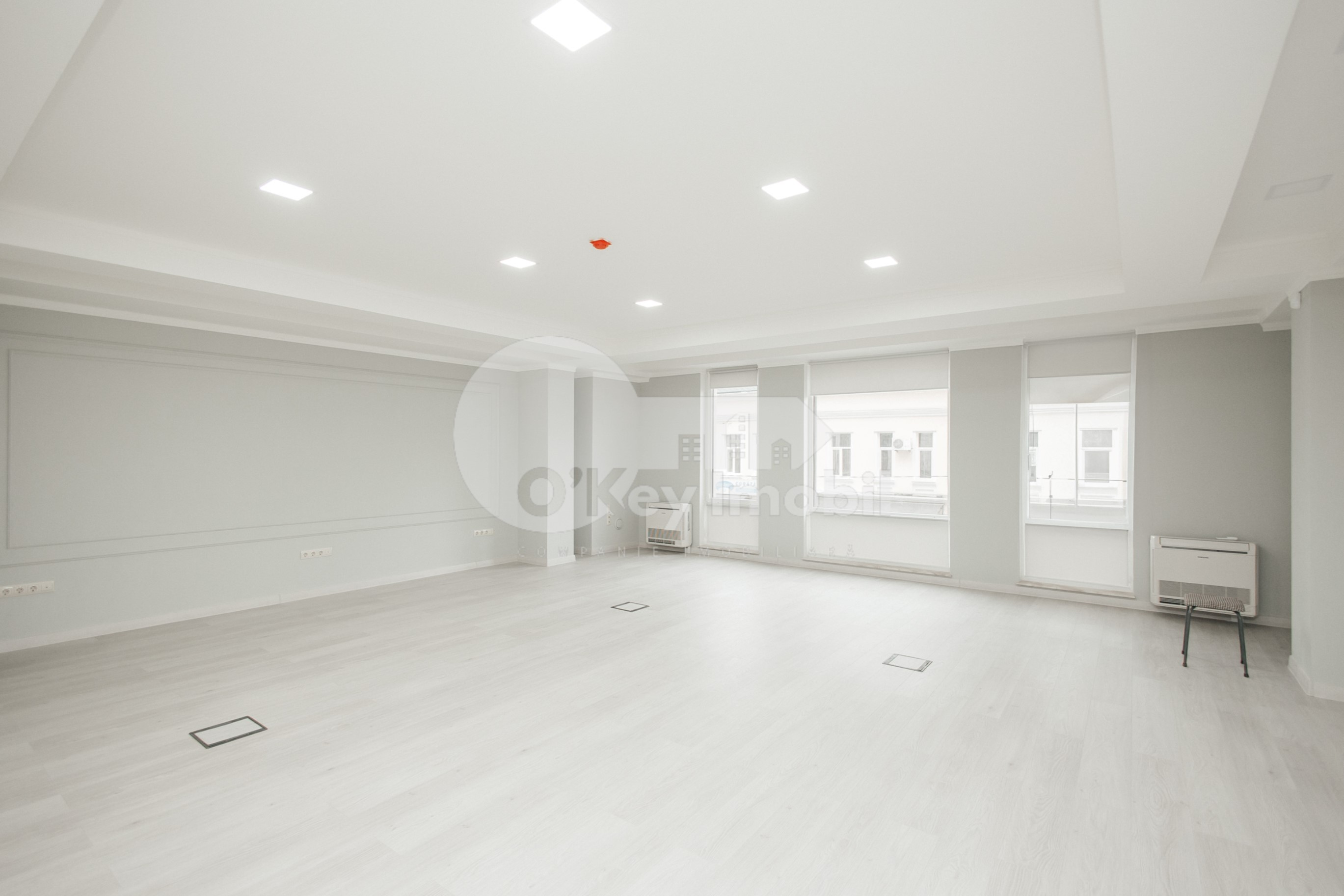 Oficiu, Centru, MIHAI EMINESCU