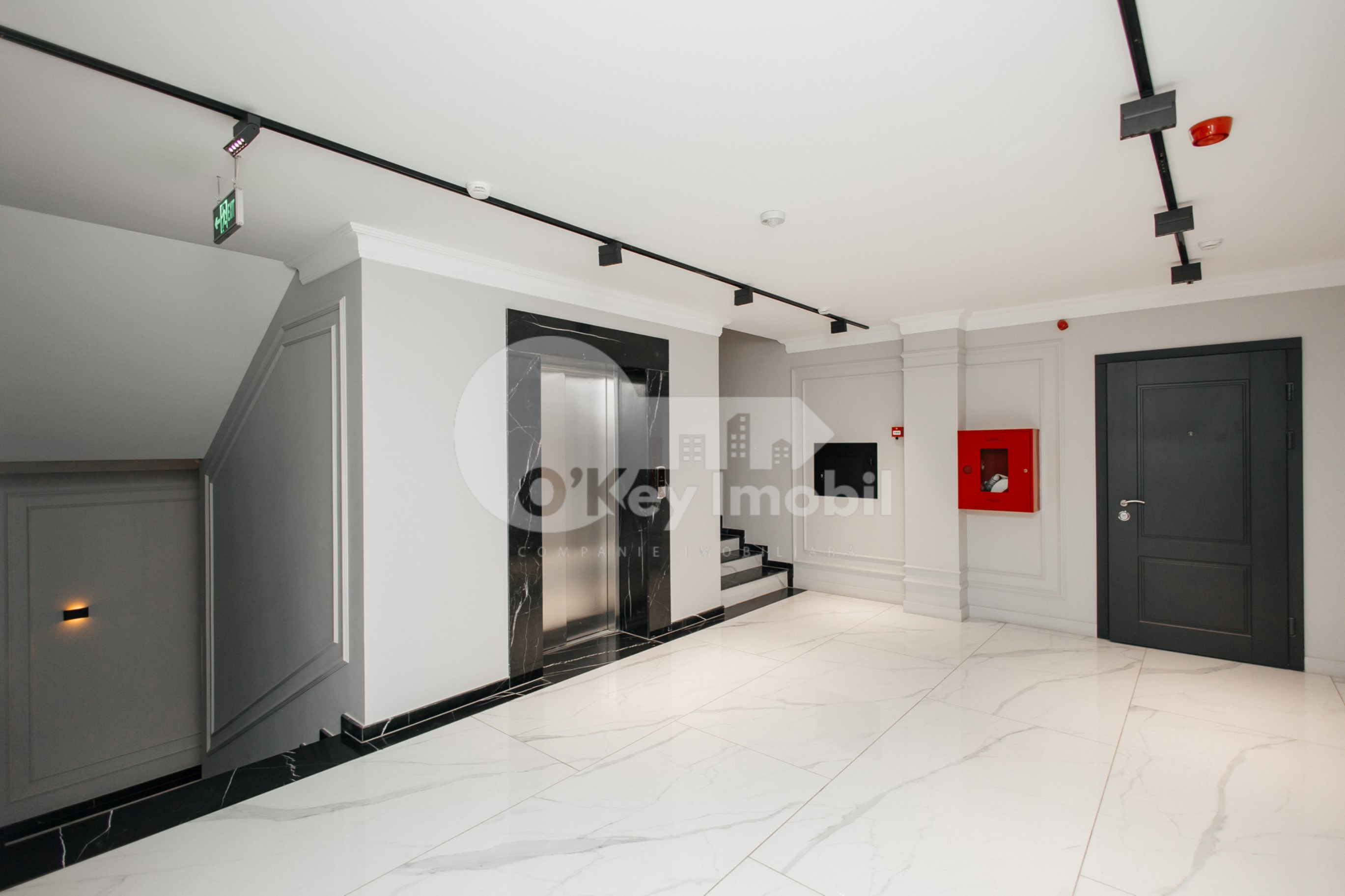 Oficiu, Centru, MIHAI EMINESCU