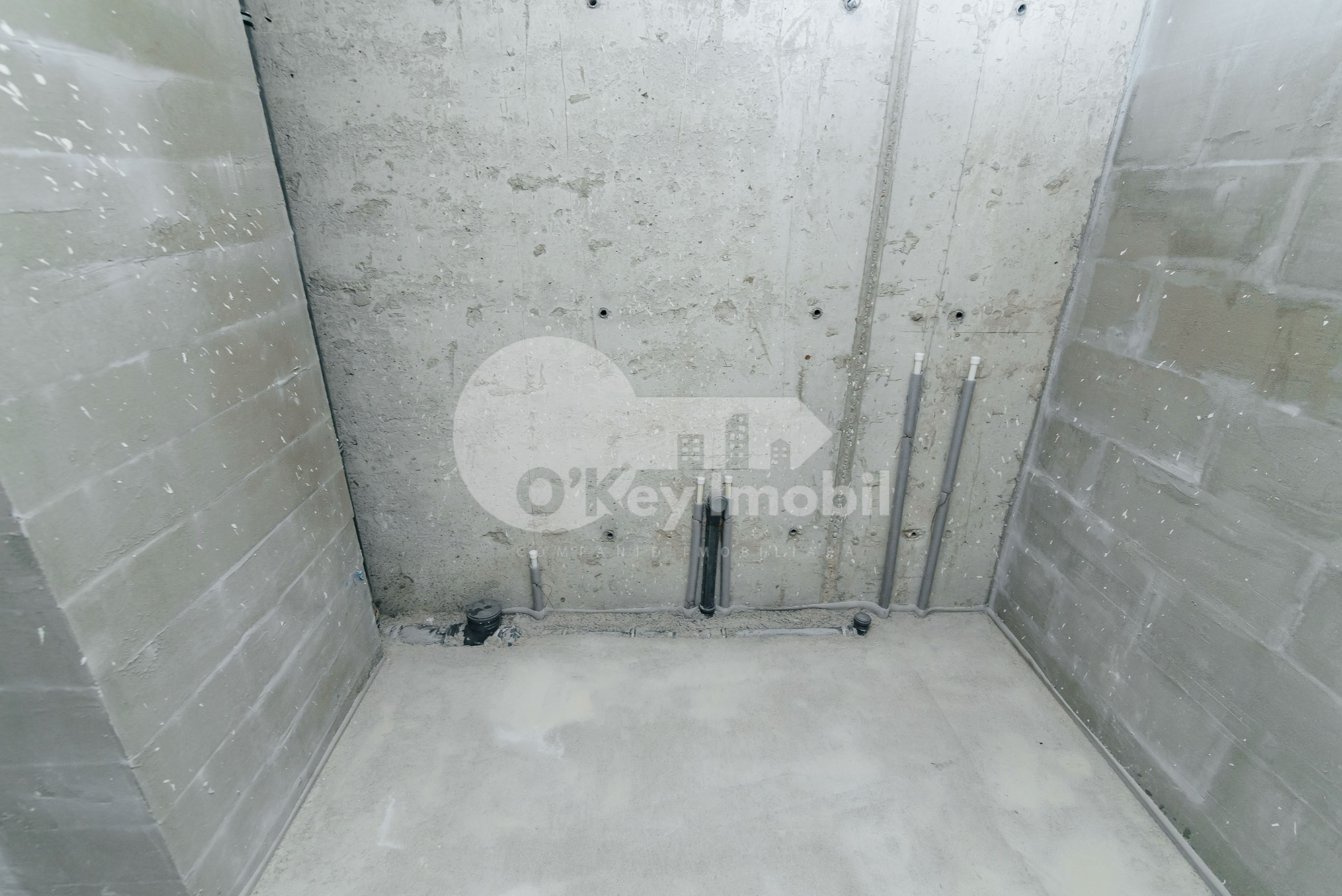 Apartament, STRĂȘENI