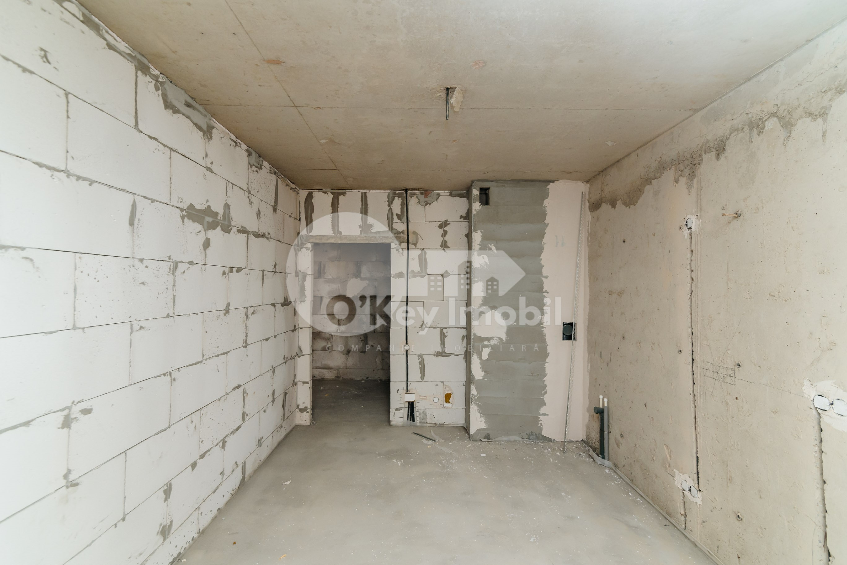 Apartament, STRĂȘENI