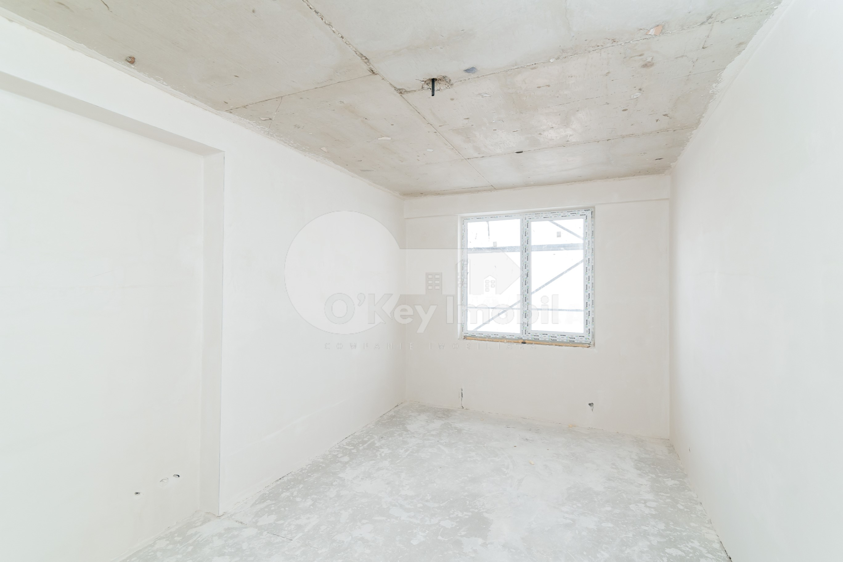 Apartament, STRĂȘENI