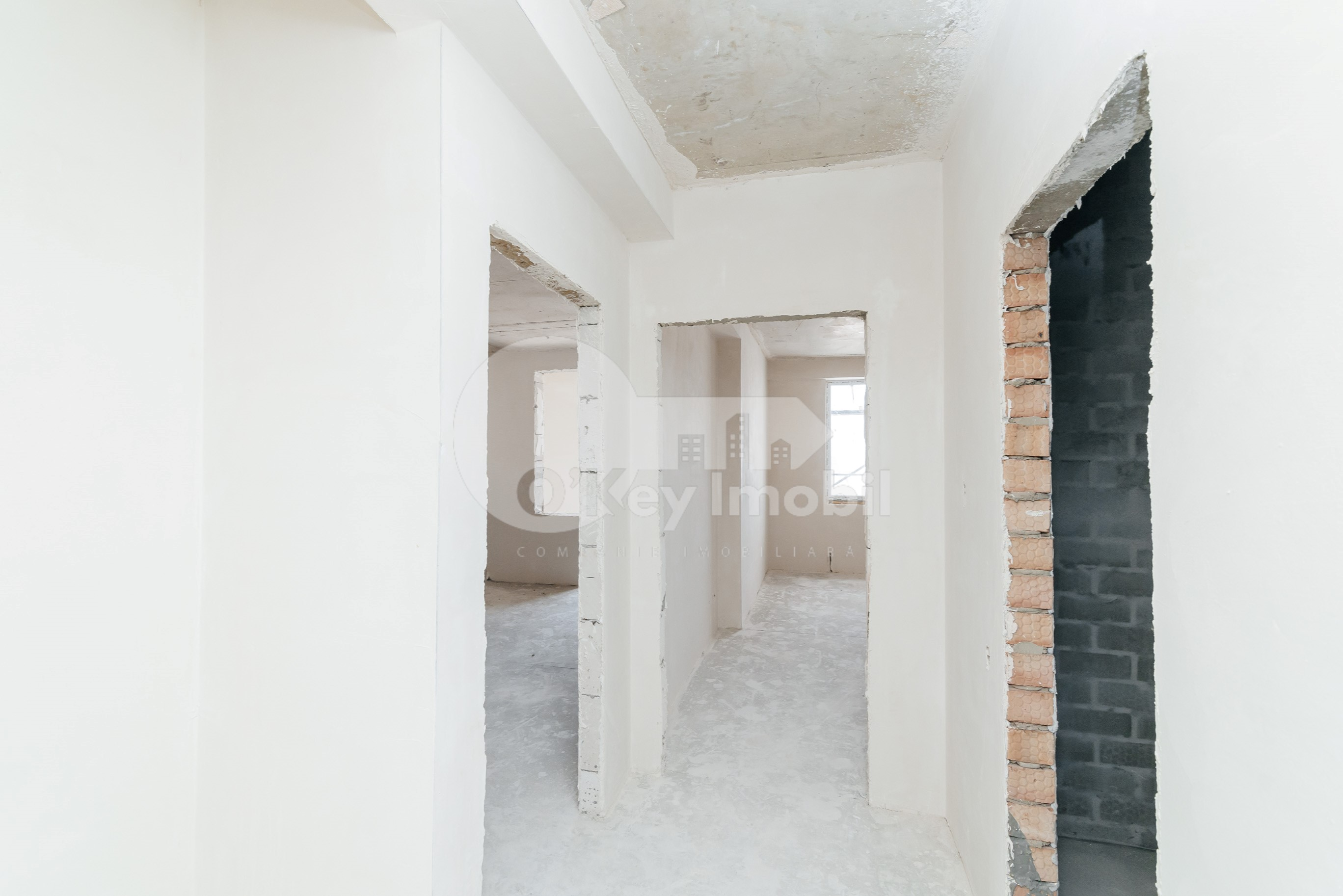 Apartament, STRĂȘENI