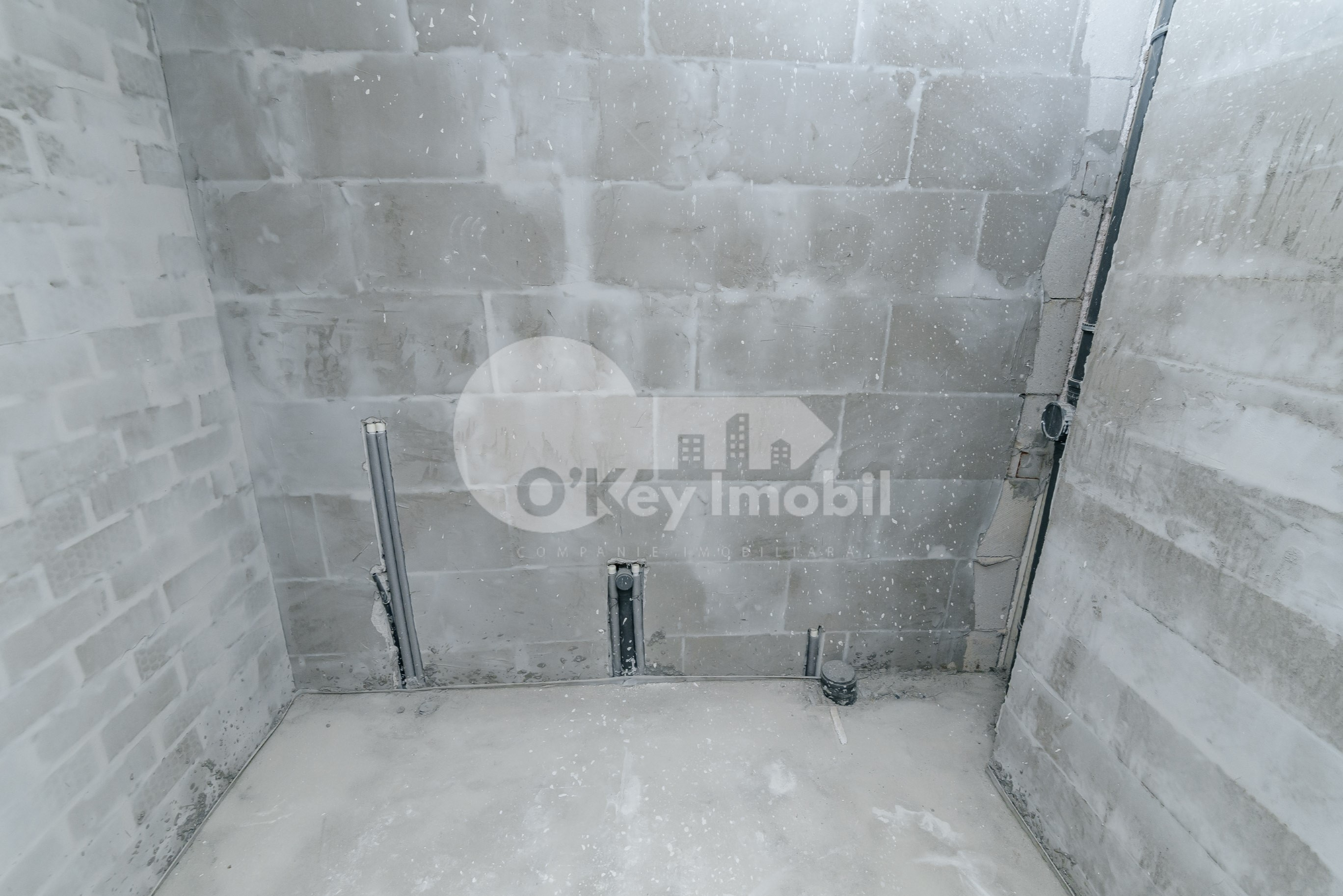 Apartament, STRĂȘENI