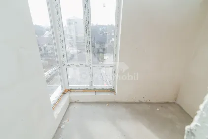 Apartament, STRĂȘENI