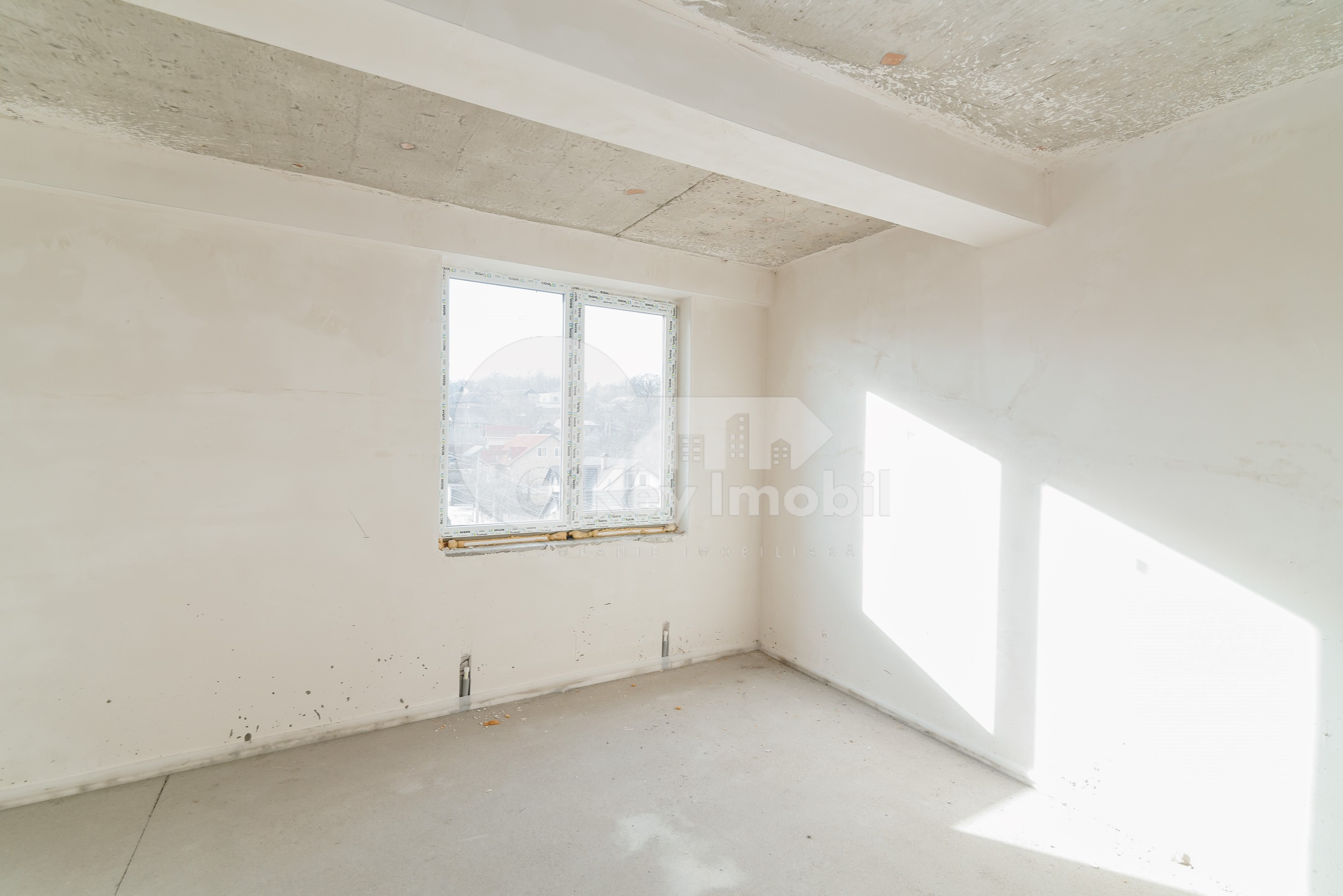 Apartament, STRĂȘENI