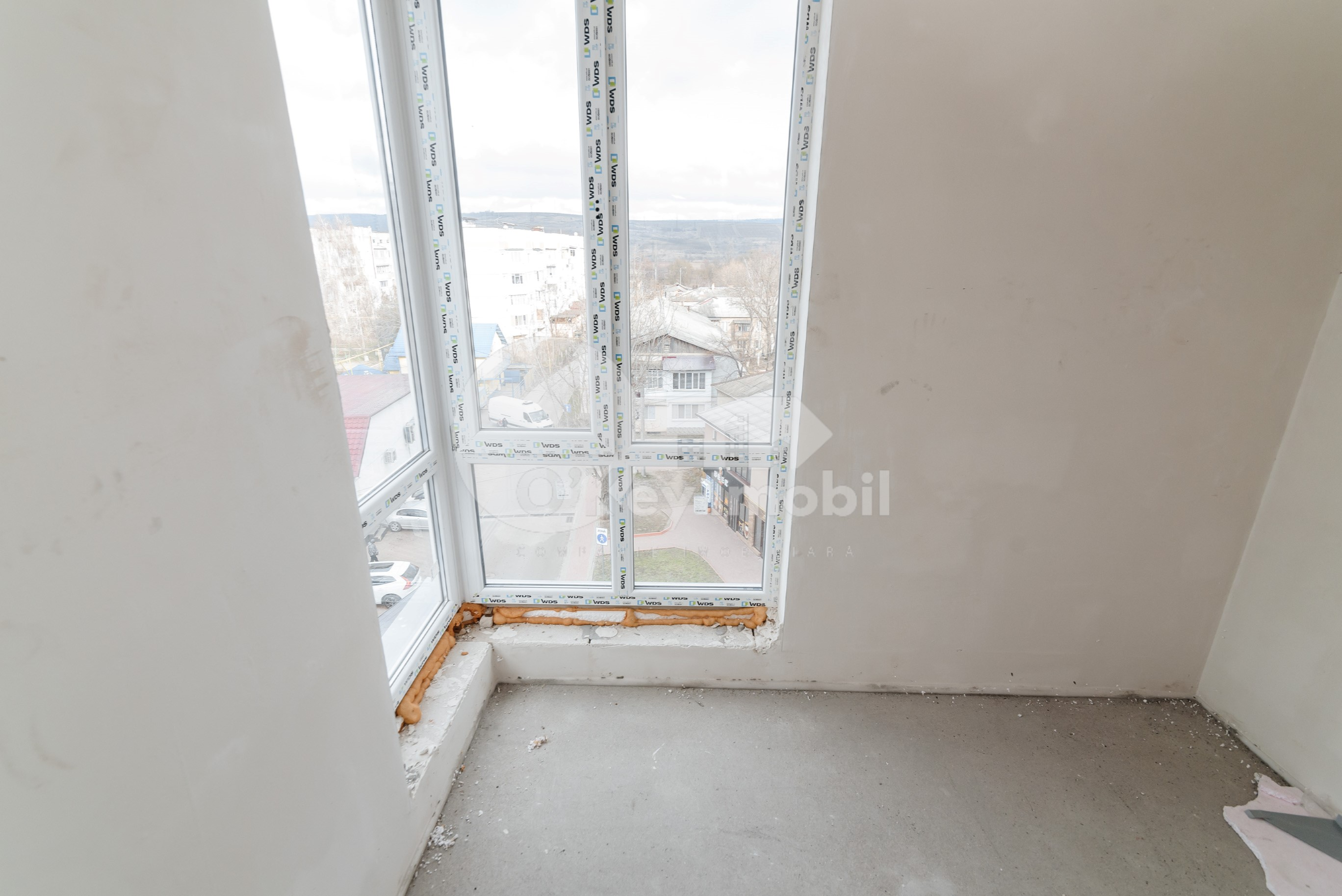 Apartament, STRĂȘENI