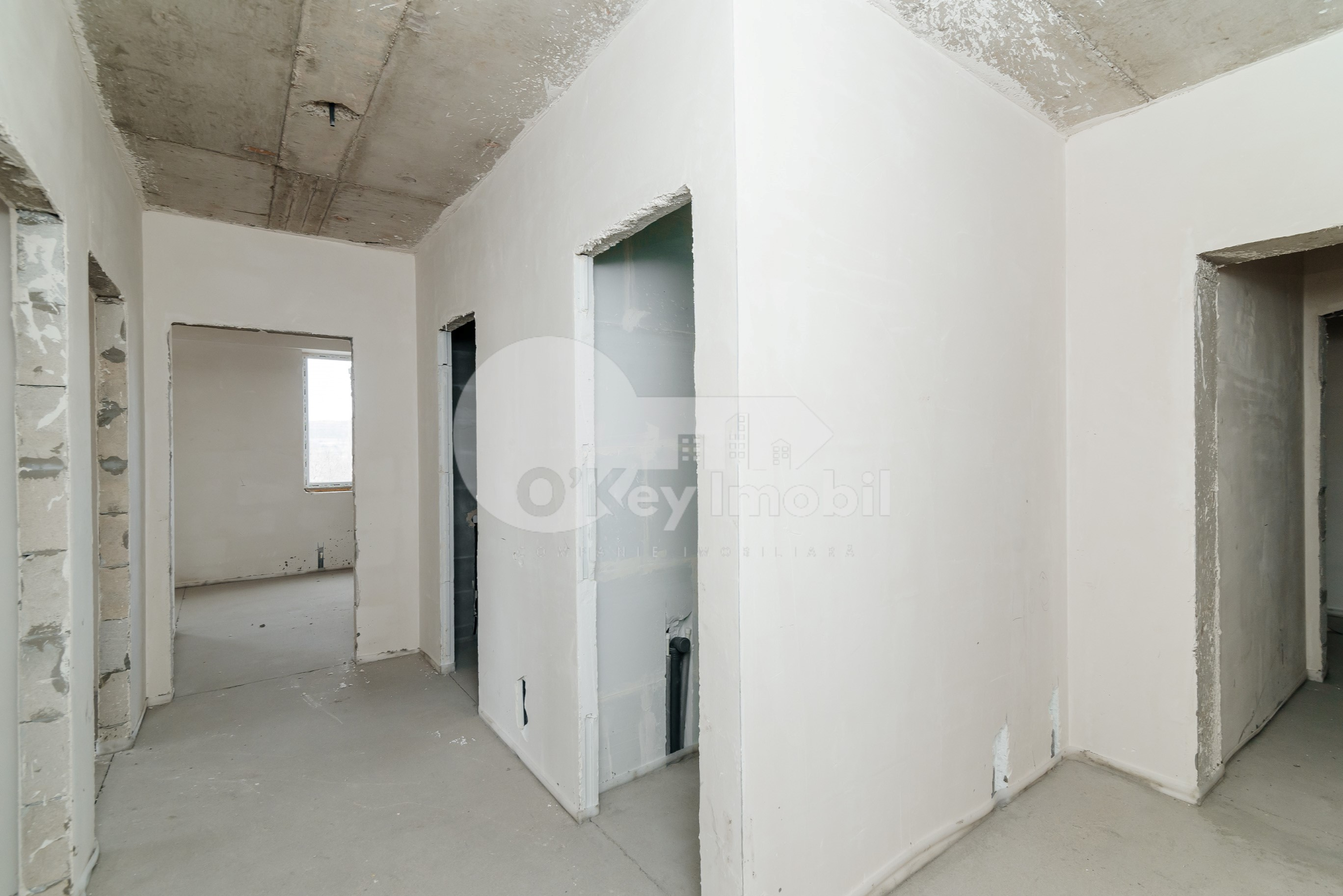 Apartament, STRĂȘENI