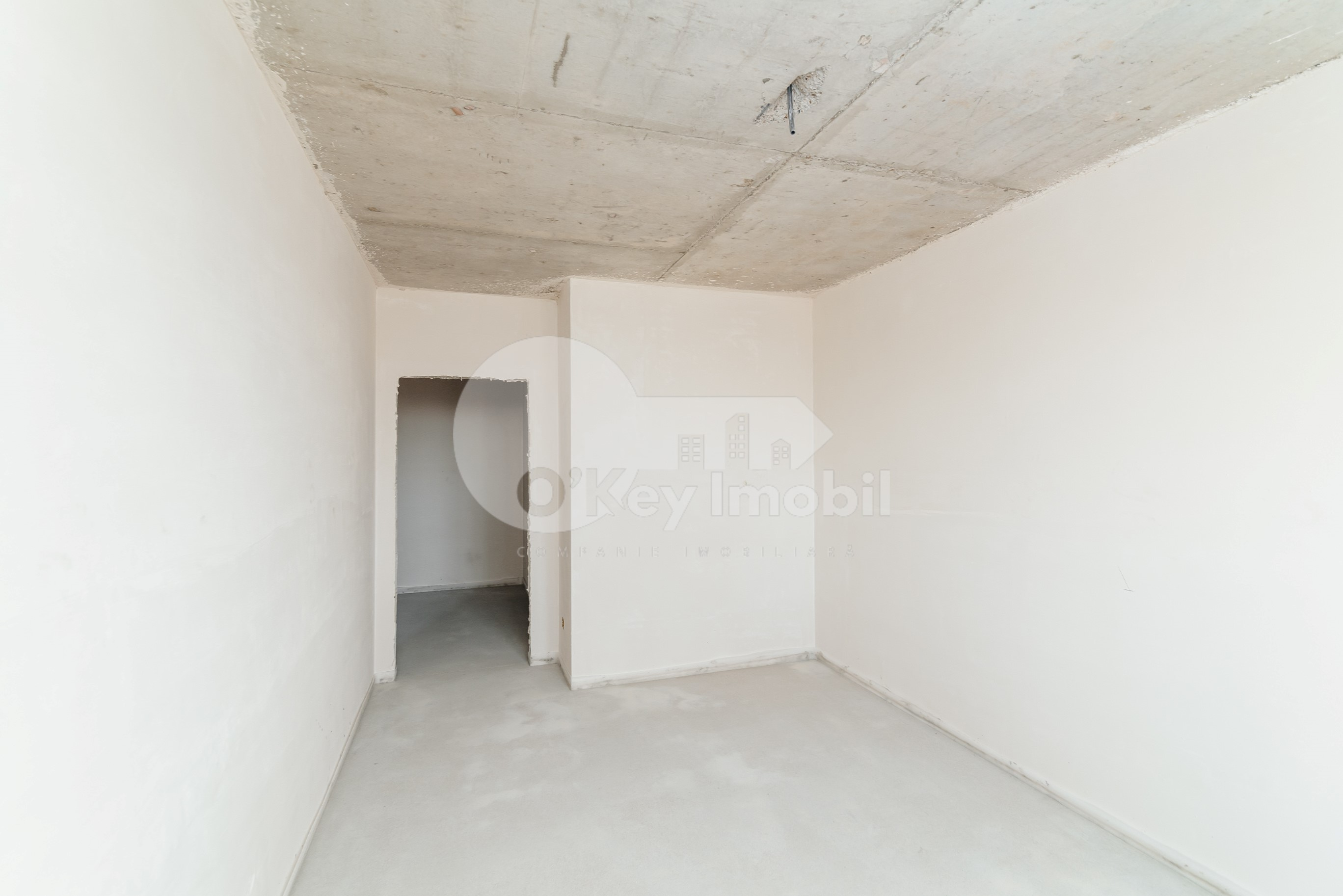 Apartament, STRĂȘENI