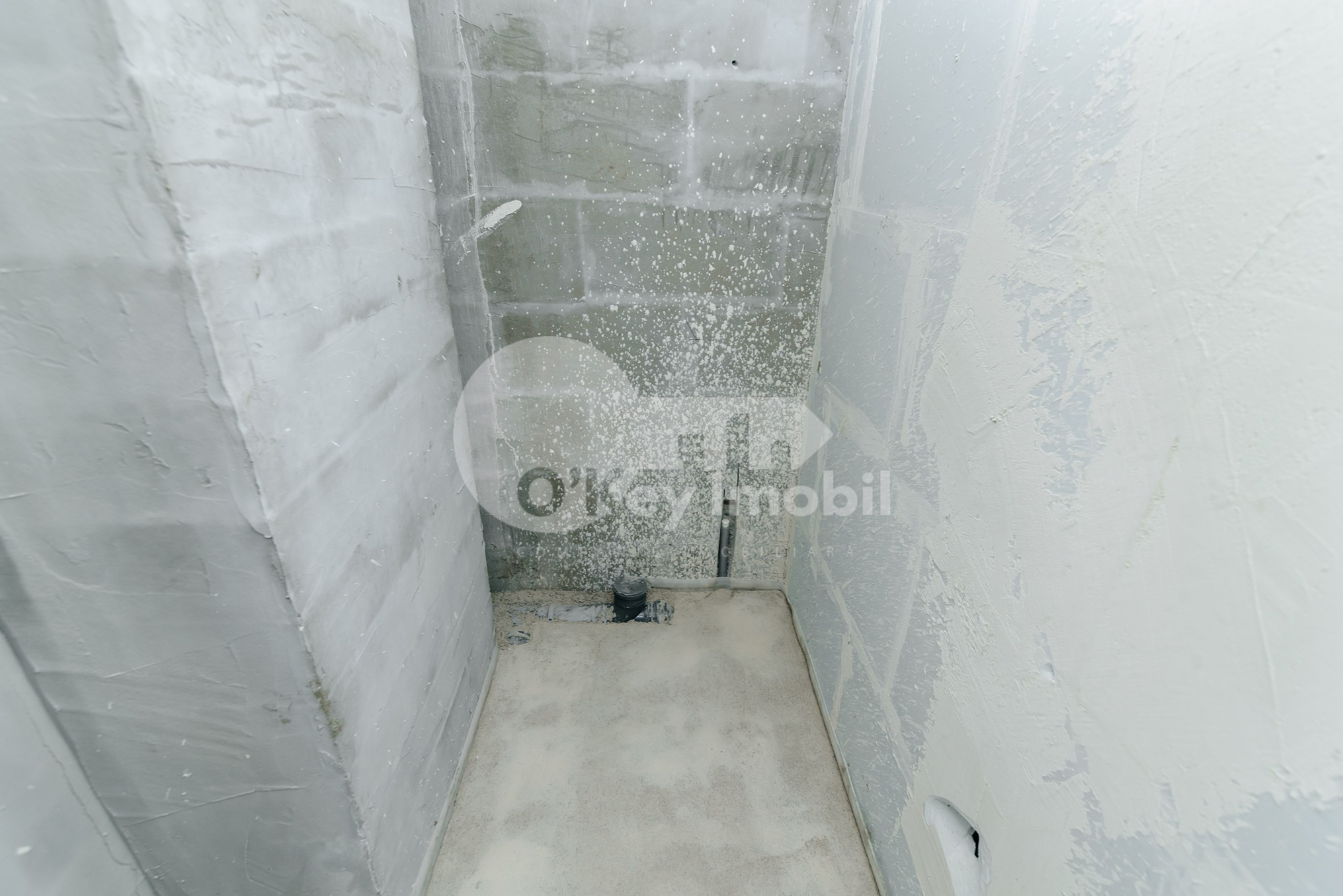 Apartament, STRĂȘENI