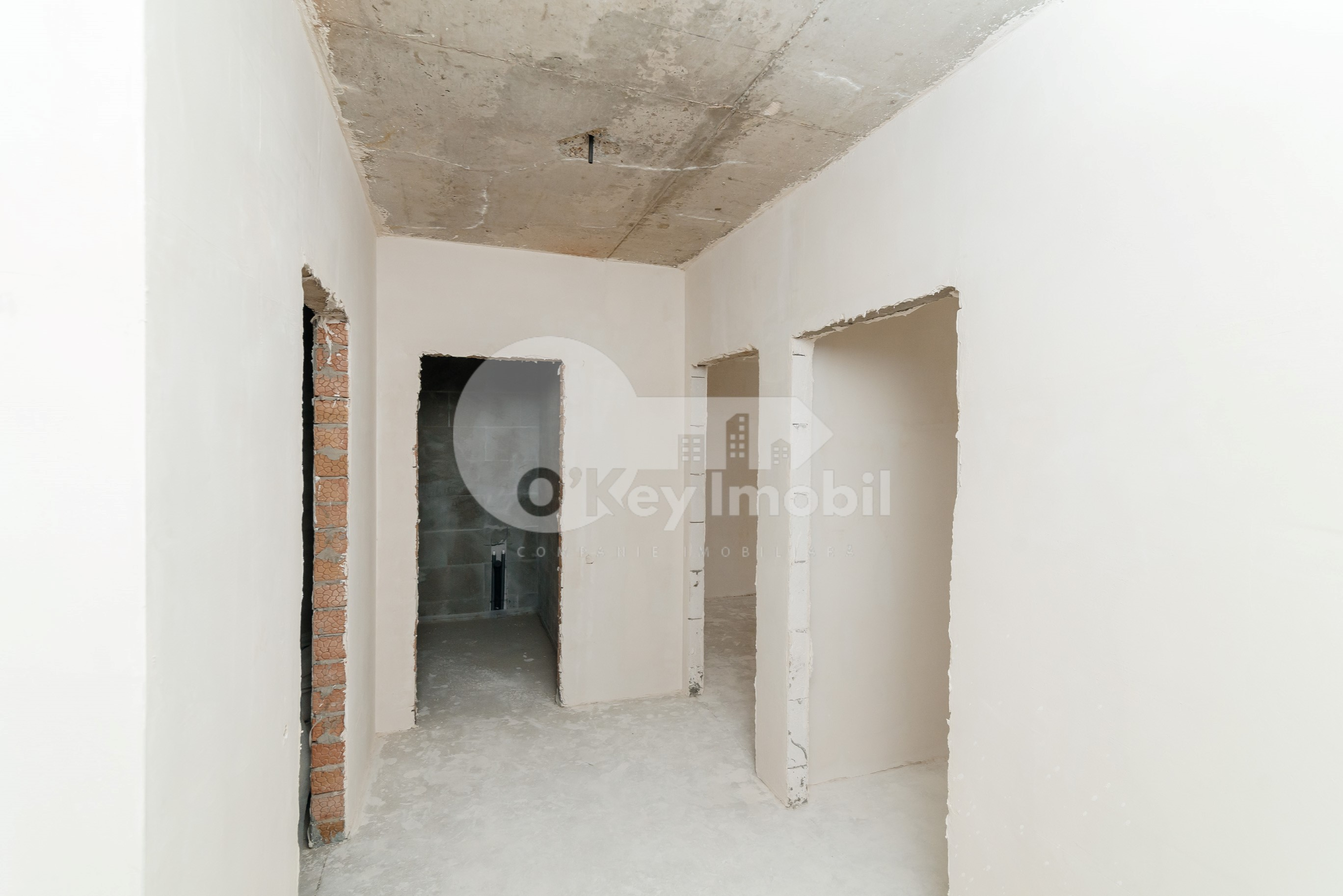 Apartament, STRĂȘENI